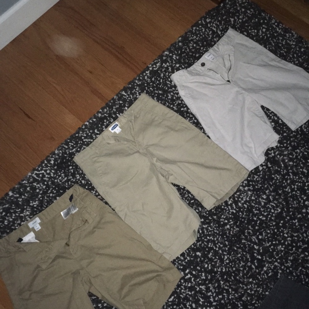 Khaki old navy shorts